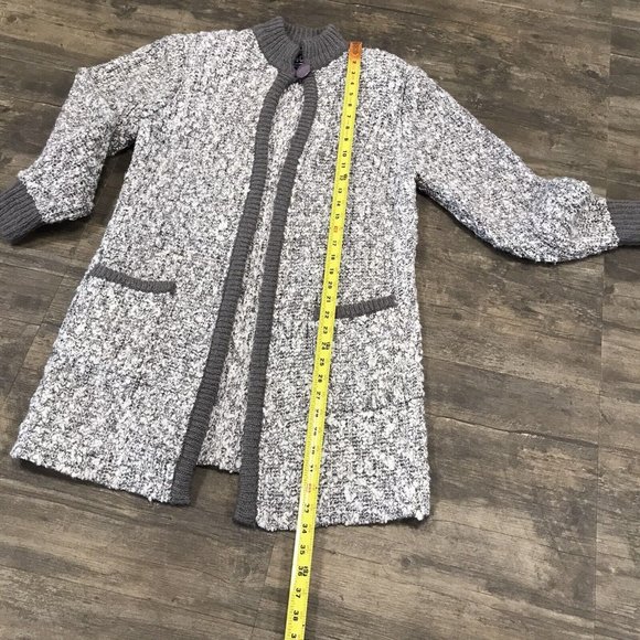 Vintage Monto Par Le Chois Women Size Medium 100% Acrylic Heavy‎ Weight Cardigan - Picture 8 of 10